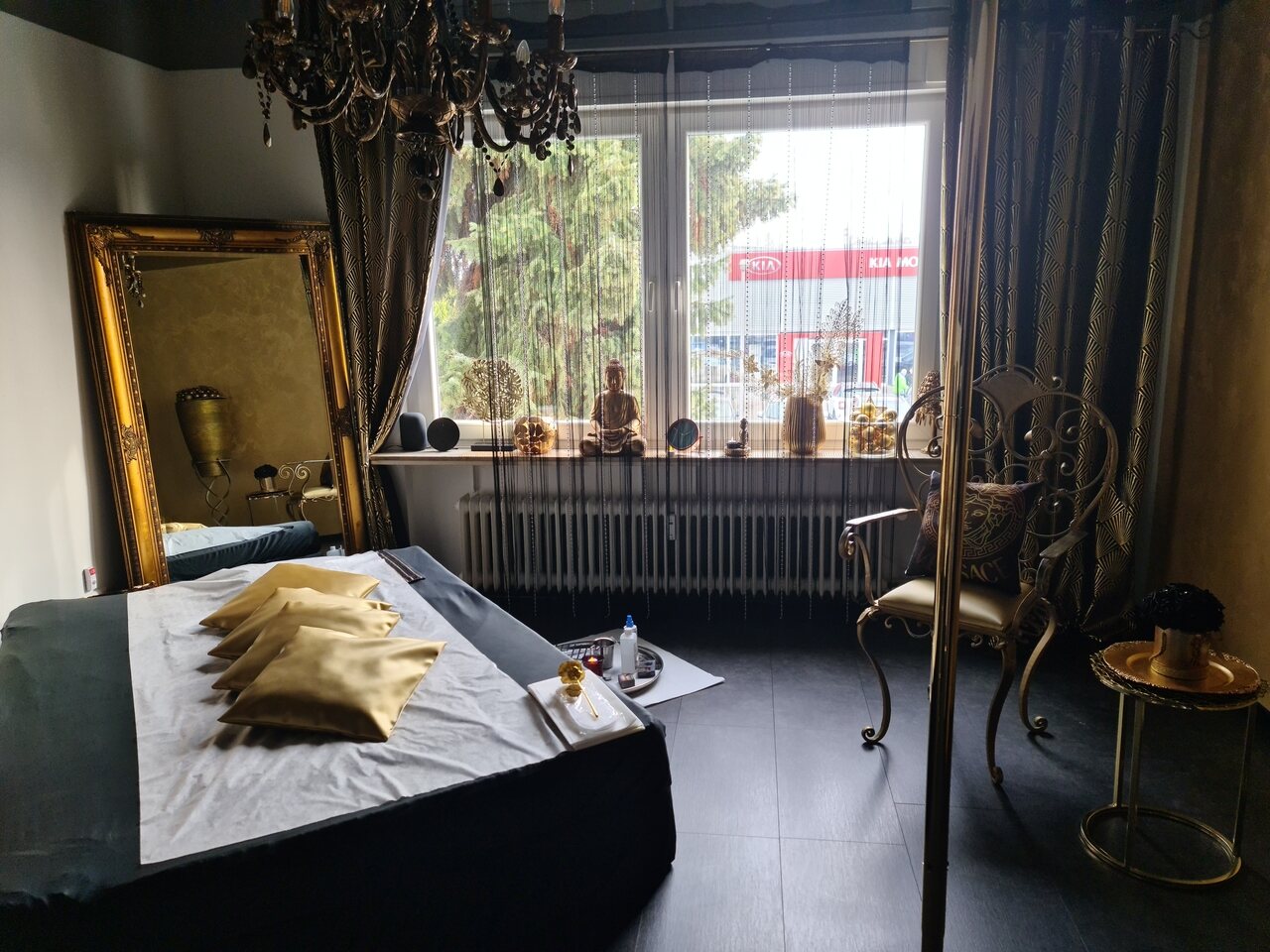 VIP Goldenes Zimmer – Wellness Oase Mannheim